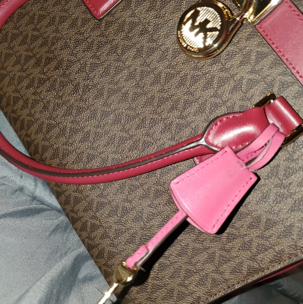 MICHAEL Michael Kors Voyager